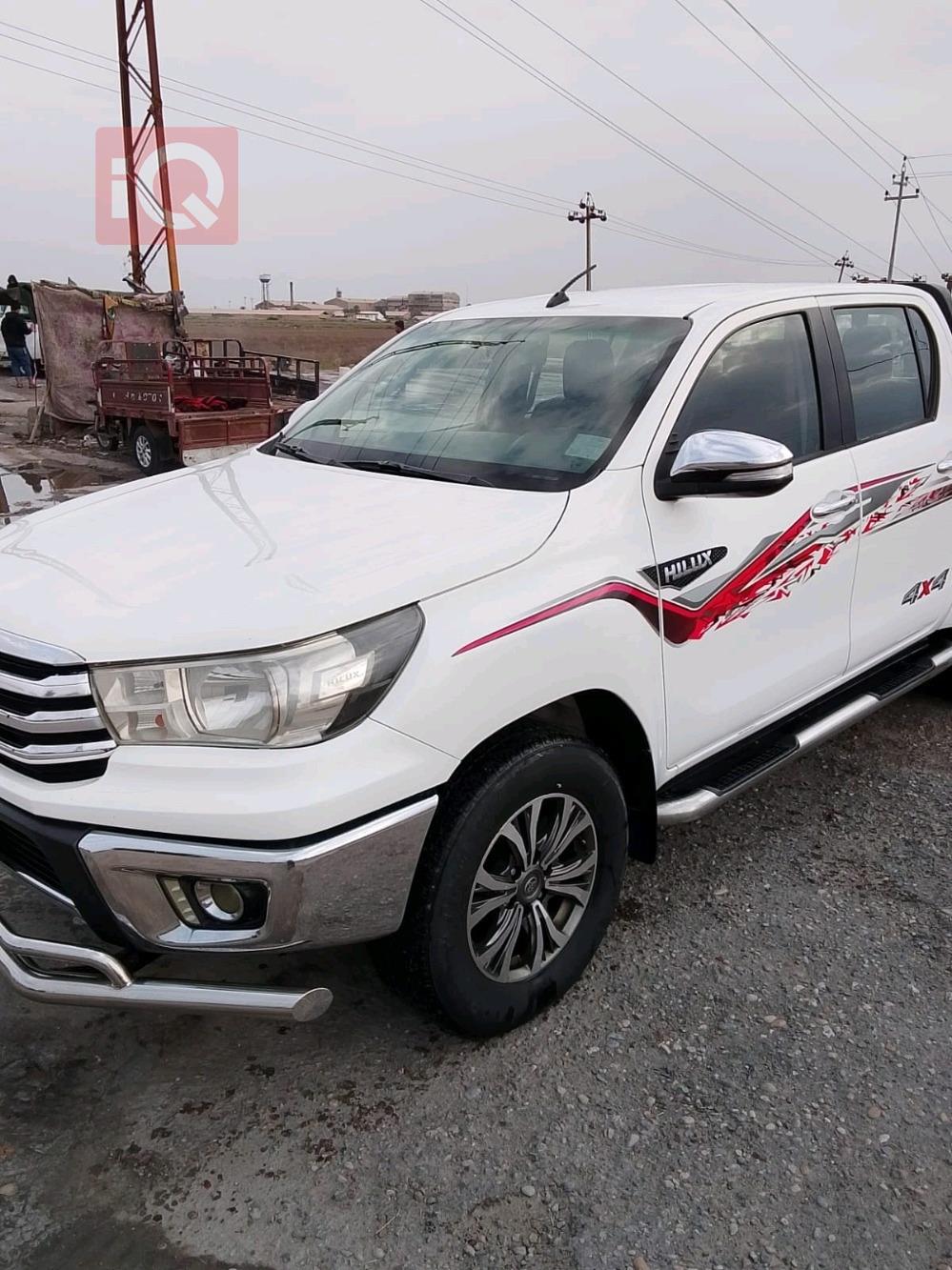 تويوتا هايلوكس